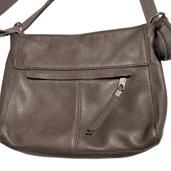 Nice The Sak Gray Supple Leather Women’s Shoulder Bag Purse MINTY - Picture 3 of 10